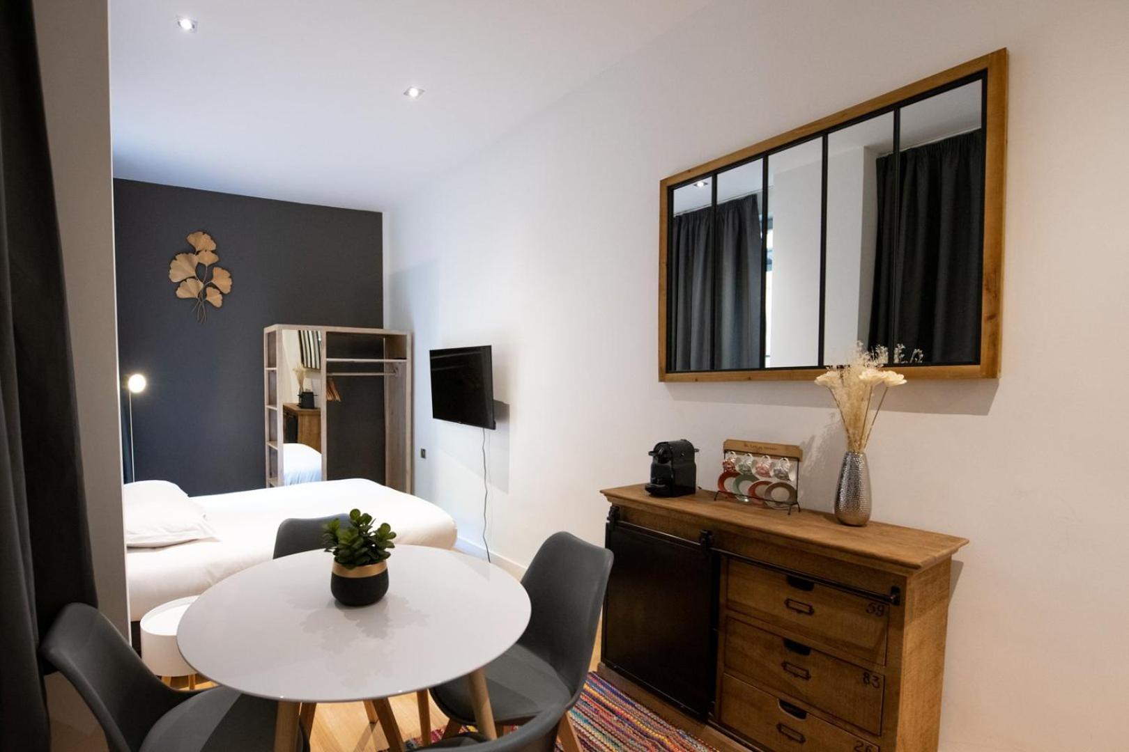 Le St Germain - Petillant Studio Decore Avec Gout En Centre-Ville リヨン エクステリア 写真