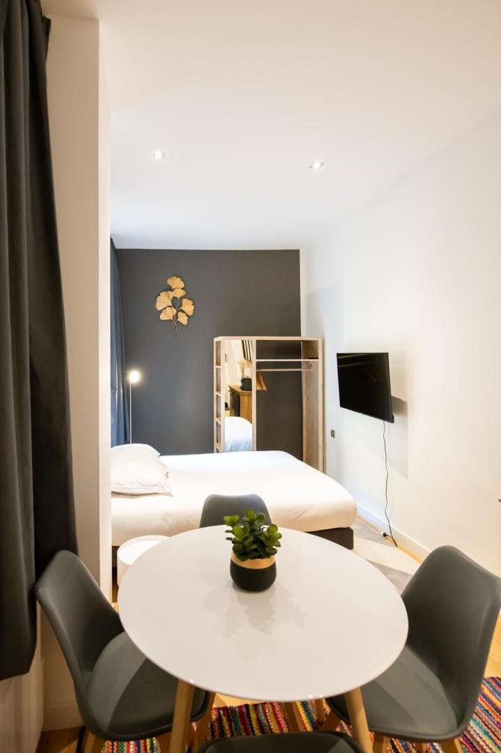 Le St Germain - Petillant Studio Decore Avec Gout En Centre-Ville リヨン エクステリア 写真