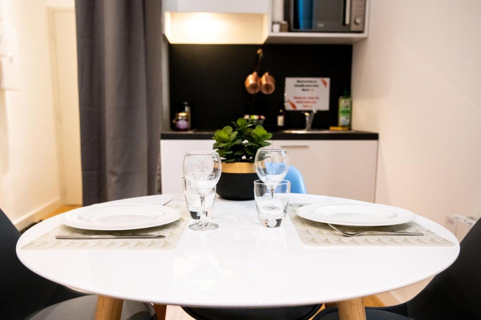 Le St Germain - Petillant Studio Decore Avec Gout En Centre-Ville リヨン エクステリア 写真
